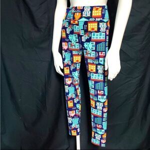 LuLaRoe Gnome Home Leggings (OS)